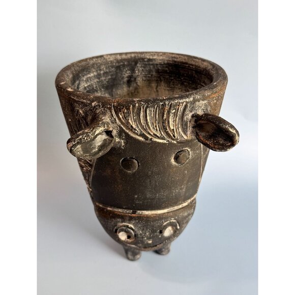 Handcrafted Volcanic Ash Cow Planter Rustic Black Distressed Finish Unique Anima - Picture 2 of 7